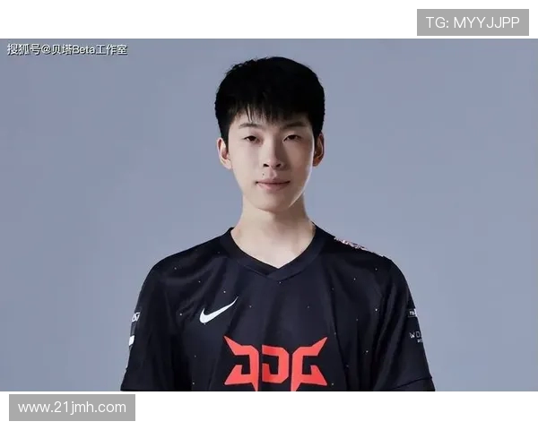 JDG战队在CSGO中的团队协作创新与战略变革引发热议 JDG战队在CSGO中的团队协作创新与战略变革引发热议