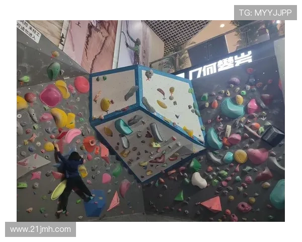 北京攀岩队在极限运动世界杯积分榜中以83分稳居第一名 北京攀岩队在极限运动世界杯积分榜中以83分稳居第一名