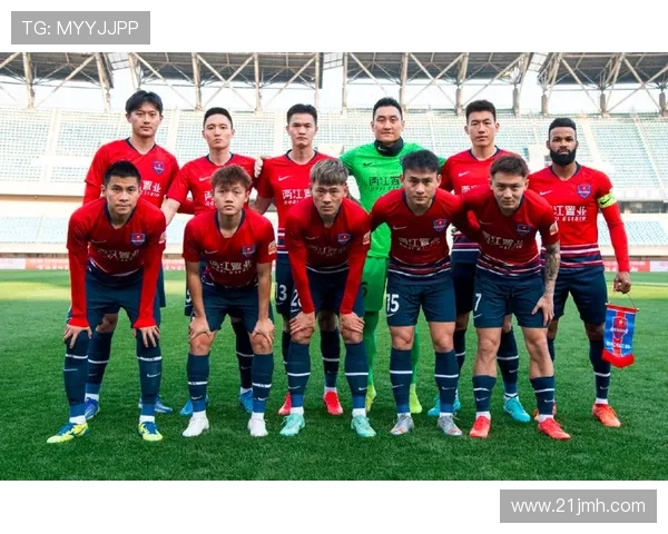 武汉足球队与重庆足球队的速度较量赛后分析与总结