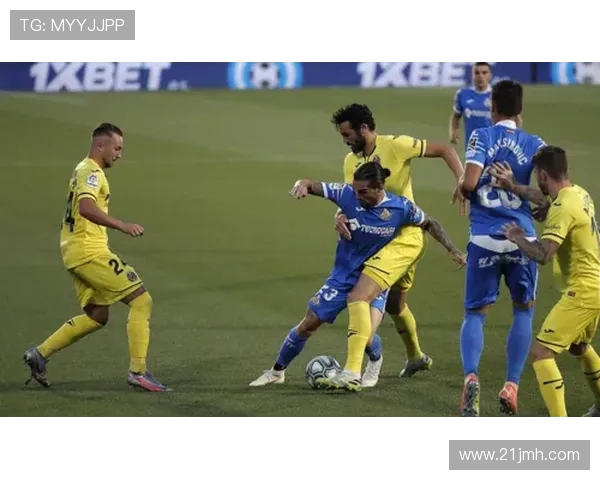 查尔顿与斯肯索普的激烈对决谁能在赛场上笑到最后