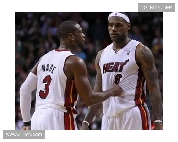 韦德与詹姆斯巅峰对决精彩集锦回顾展现篮球传奇的辉煌瞬间 韦德与詹姆斯巅峰对决精彩集锦回顾展现篮球传奇的辉煌瞬间