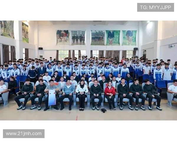 北京攀岩队技术解析:探索攀岩运动的技巧与训练方法 北京攀岩队技术解析:探索攀岩运动的技巧与训练方法